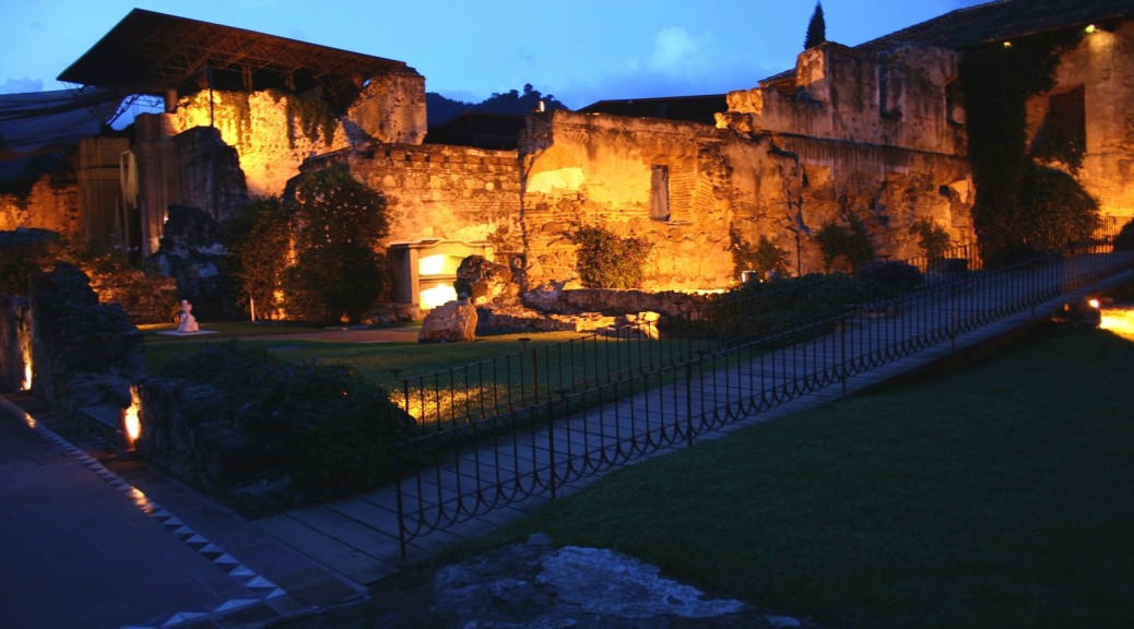 Casa Santo Domingo Bellezas Latinoamericanas Antigua