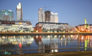 Puerto Madero, lujo, comidas y paseos.