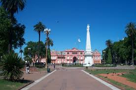 La Plaza màs antigua de Buenos Aires.