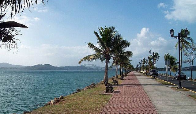 Calzada o Causeway de Amador