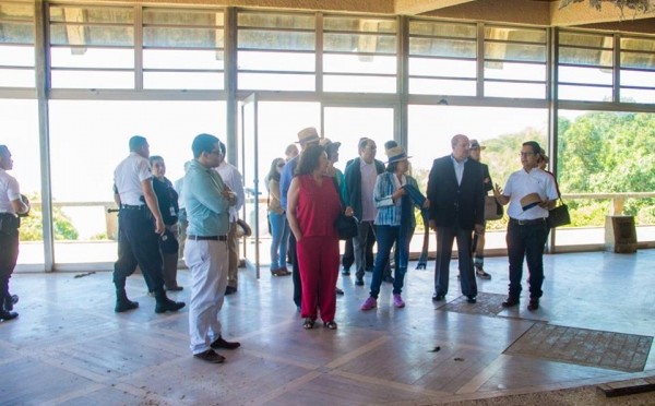 MITUR anuncia reconstrucción del Hotel Cerro Verde