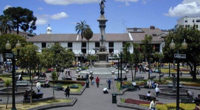 Quito Turístico y Colonial