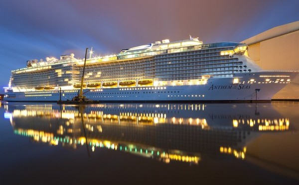 Uno de los Cruceros mas grandes atracará en Roatán