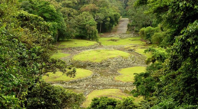 Monumento Nacional Guayabo